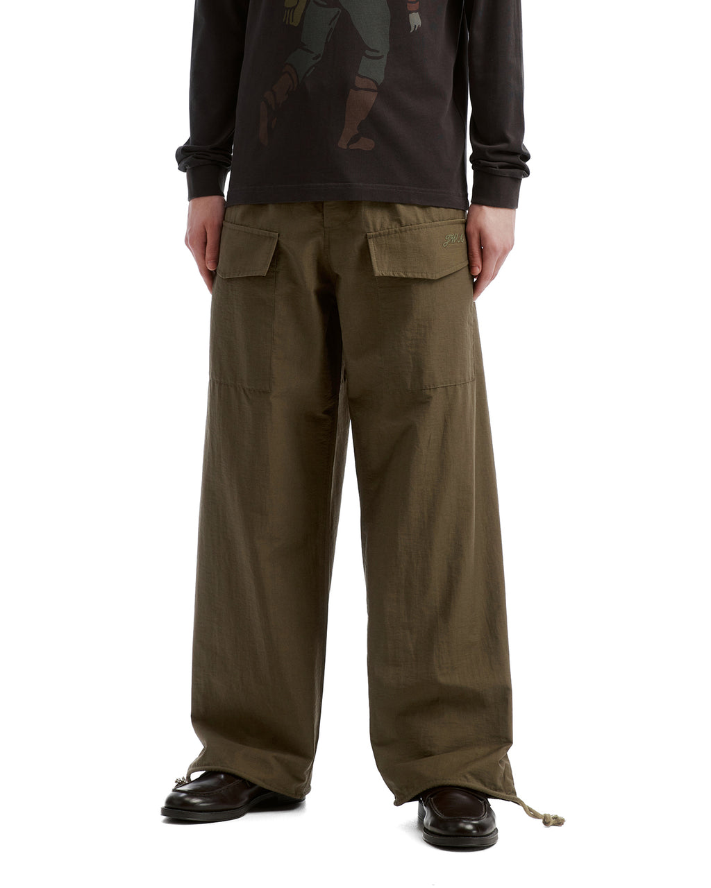 Wide-leg cargo pants