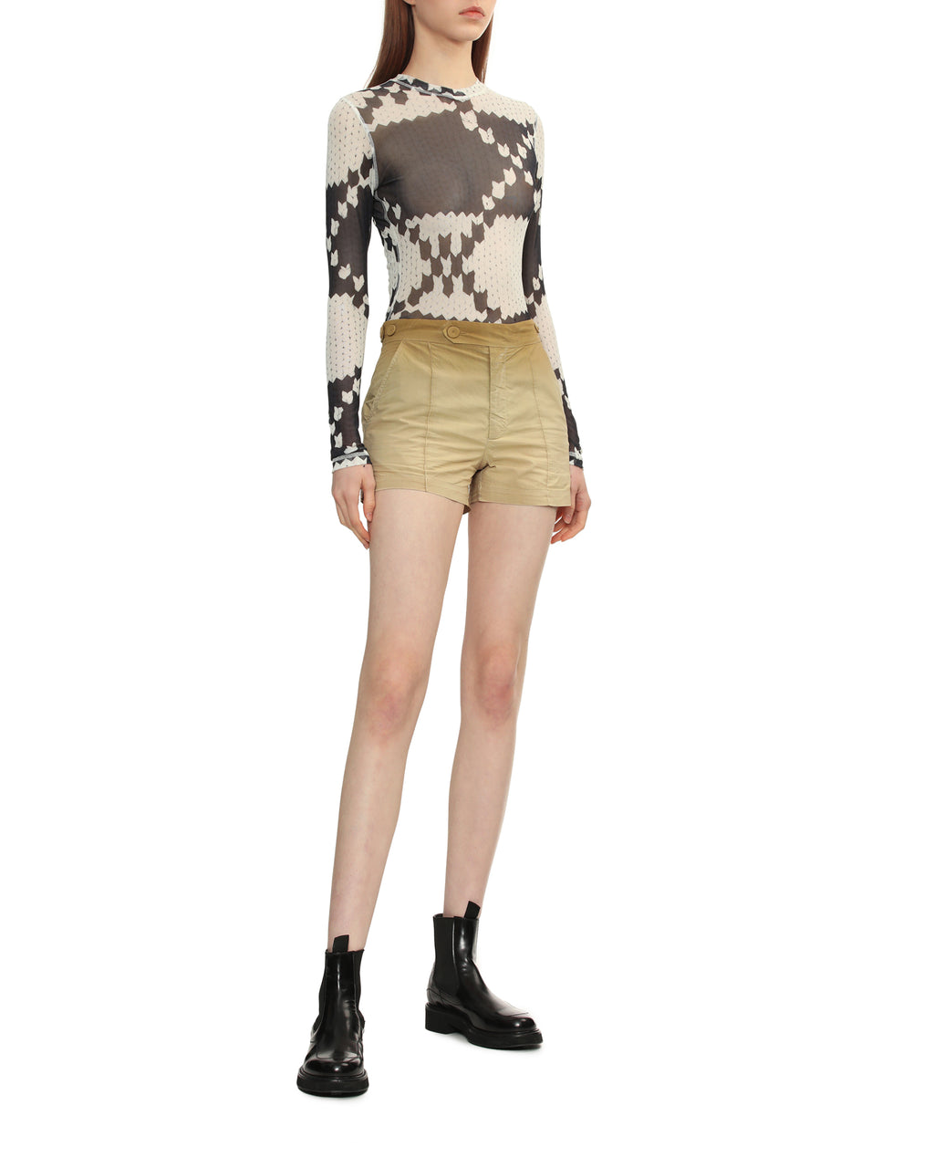 Garment dyed shorts