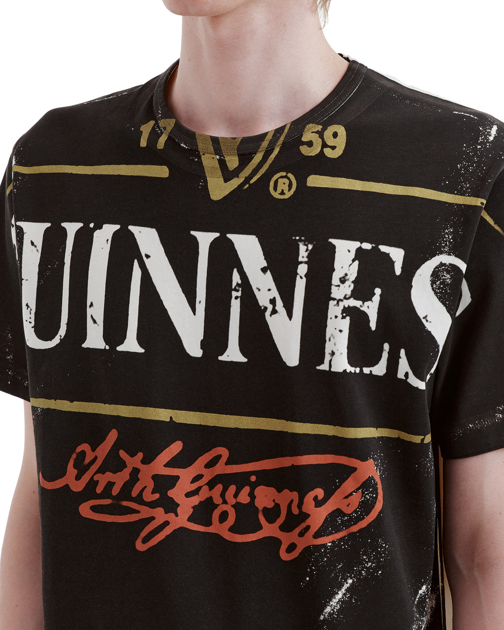 Guinness bottle top print tee