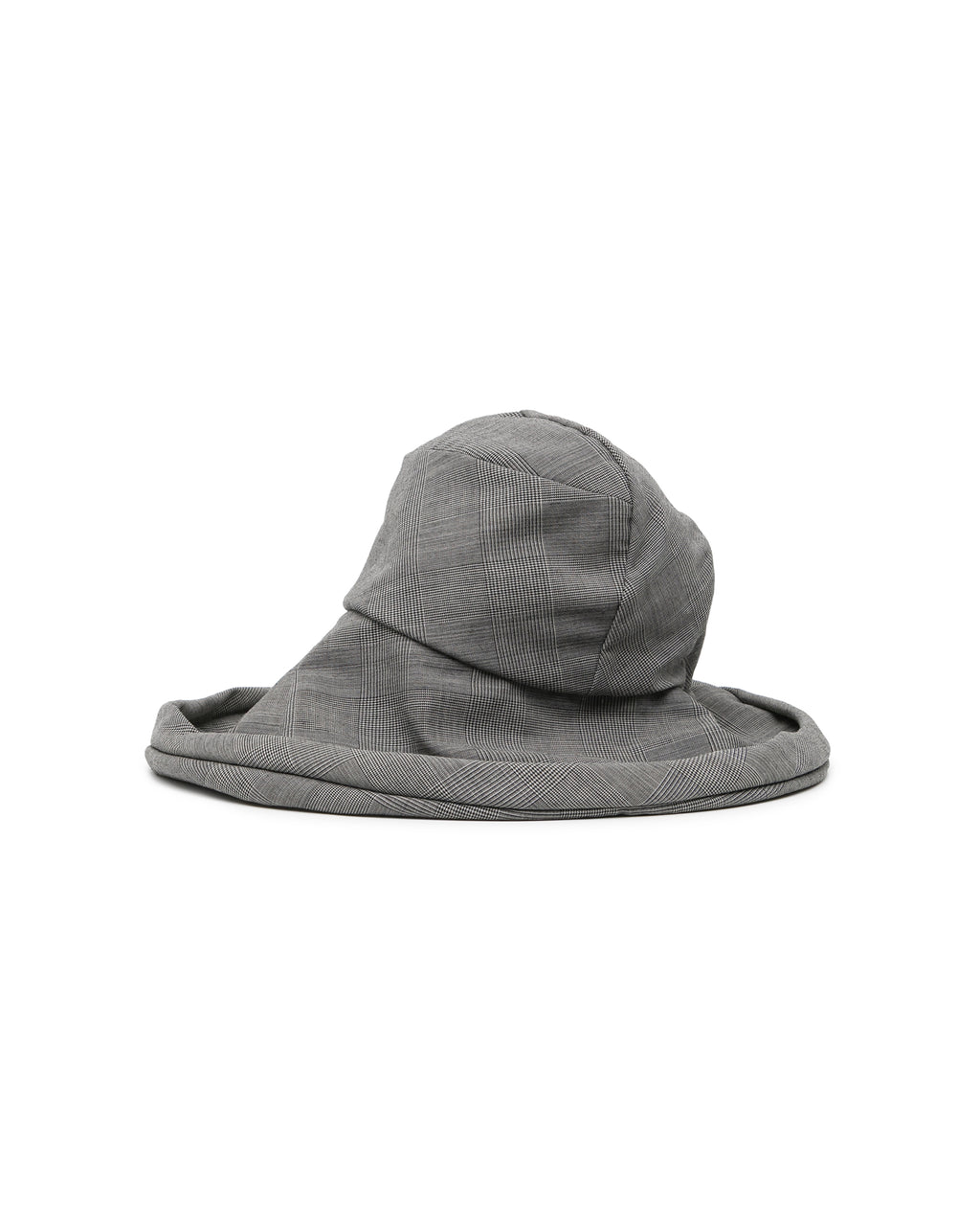 Wide brim hat
