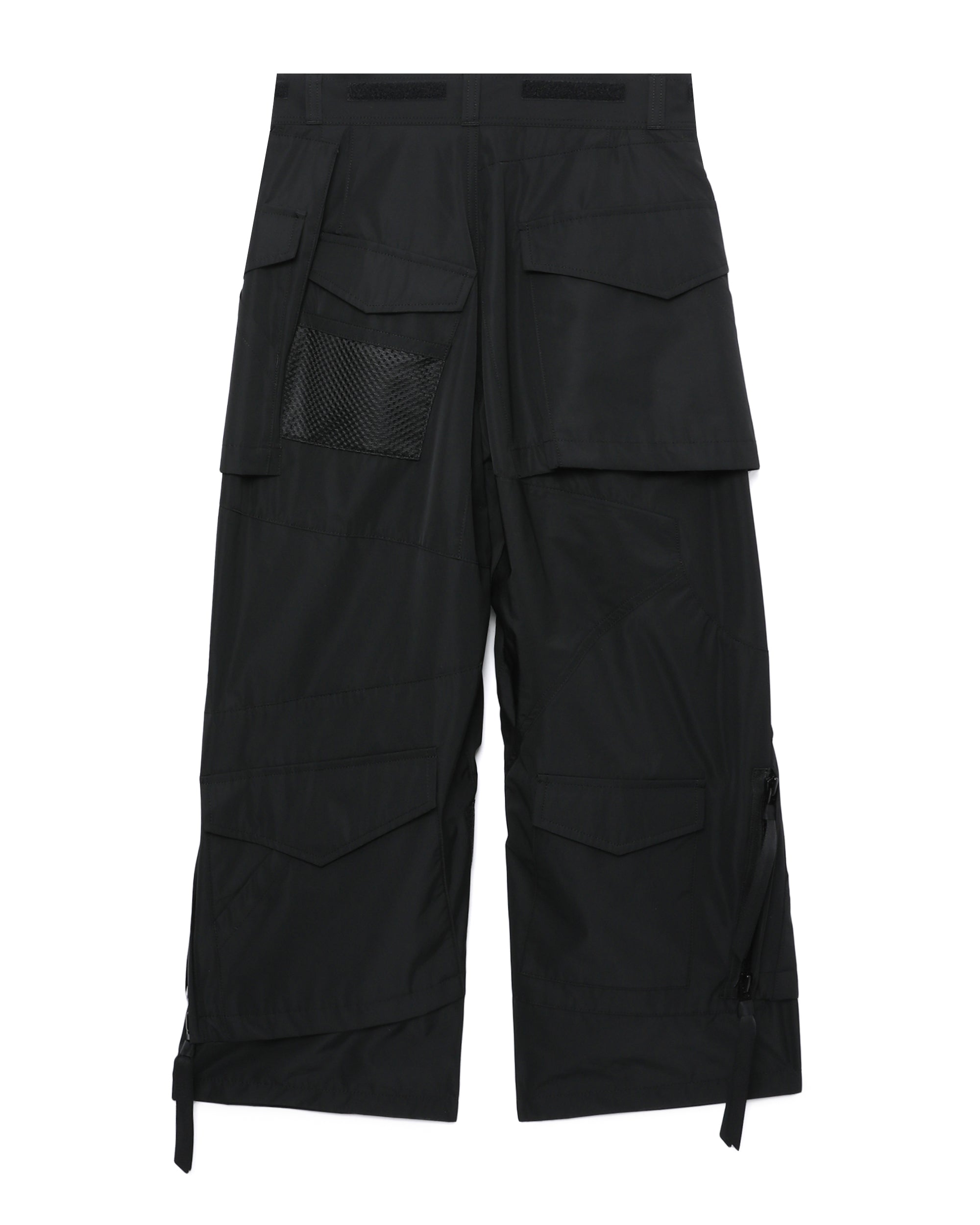 Asymmetric cargo pants