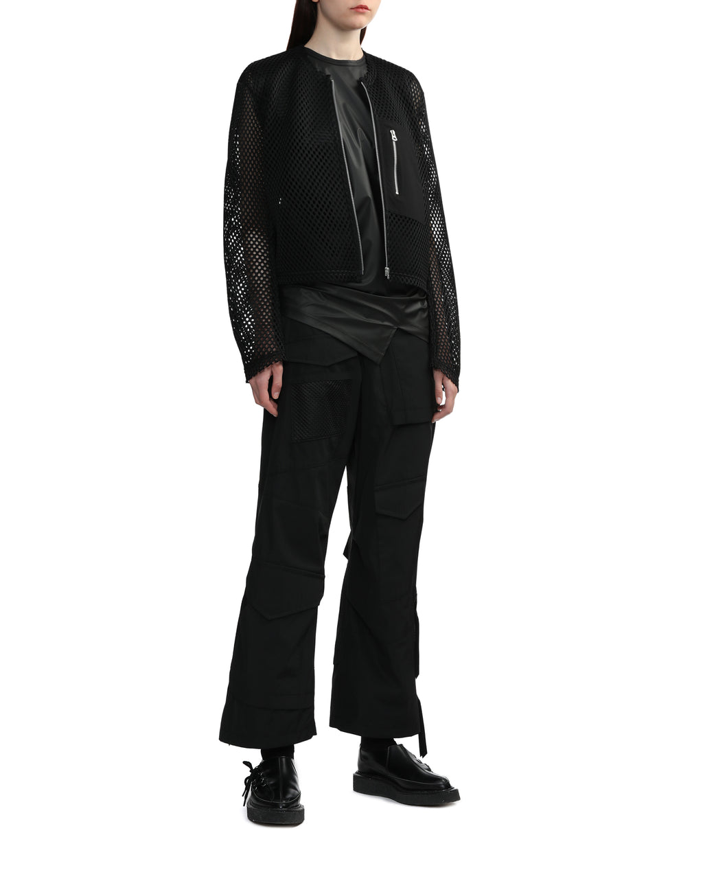 Asymmetric cargo pants