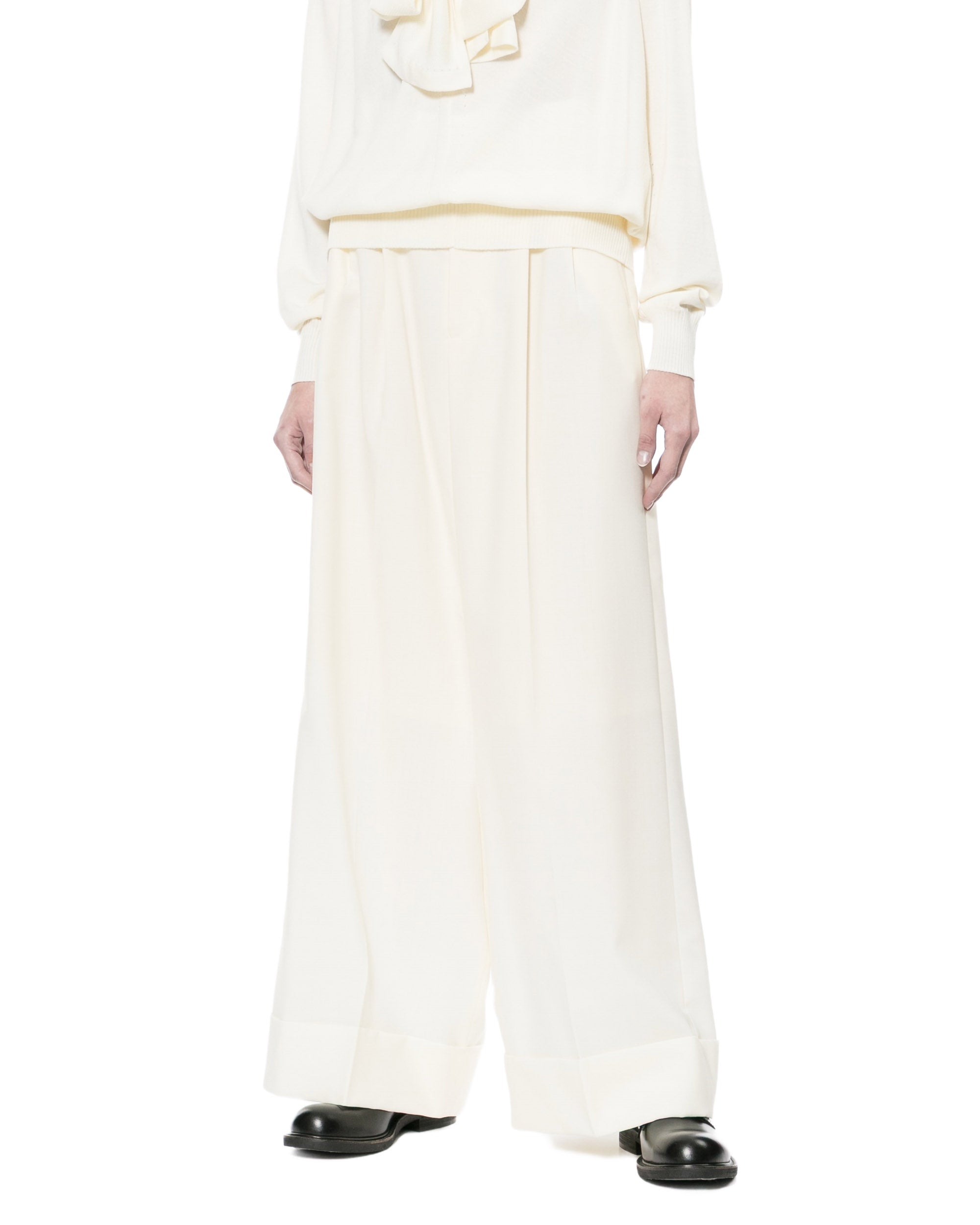 Wide leg pants