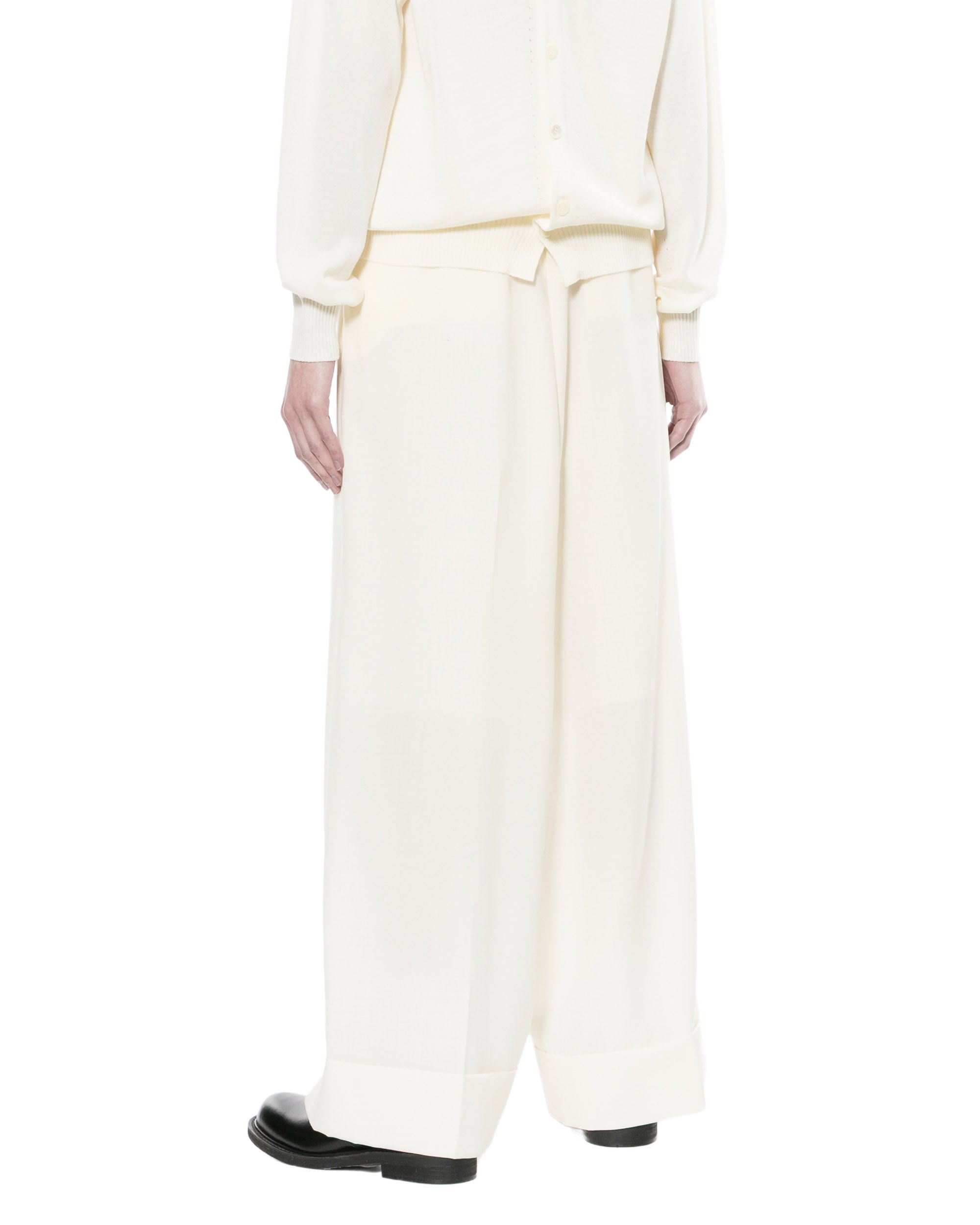 Wide leg pants