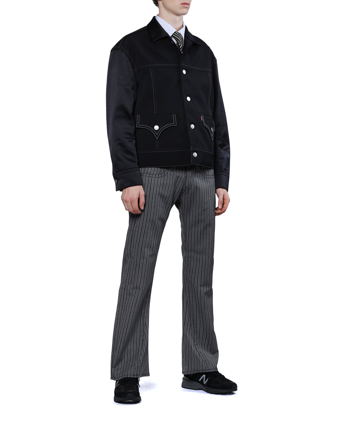 Buttoned jacket