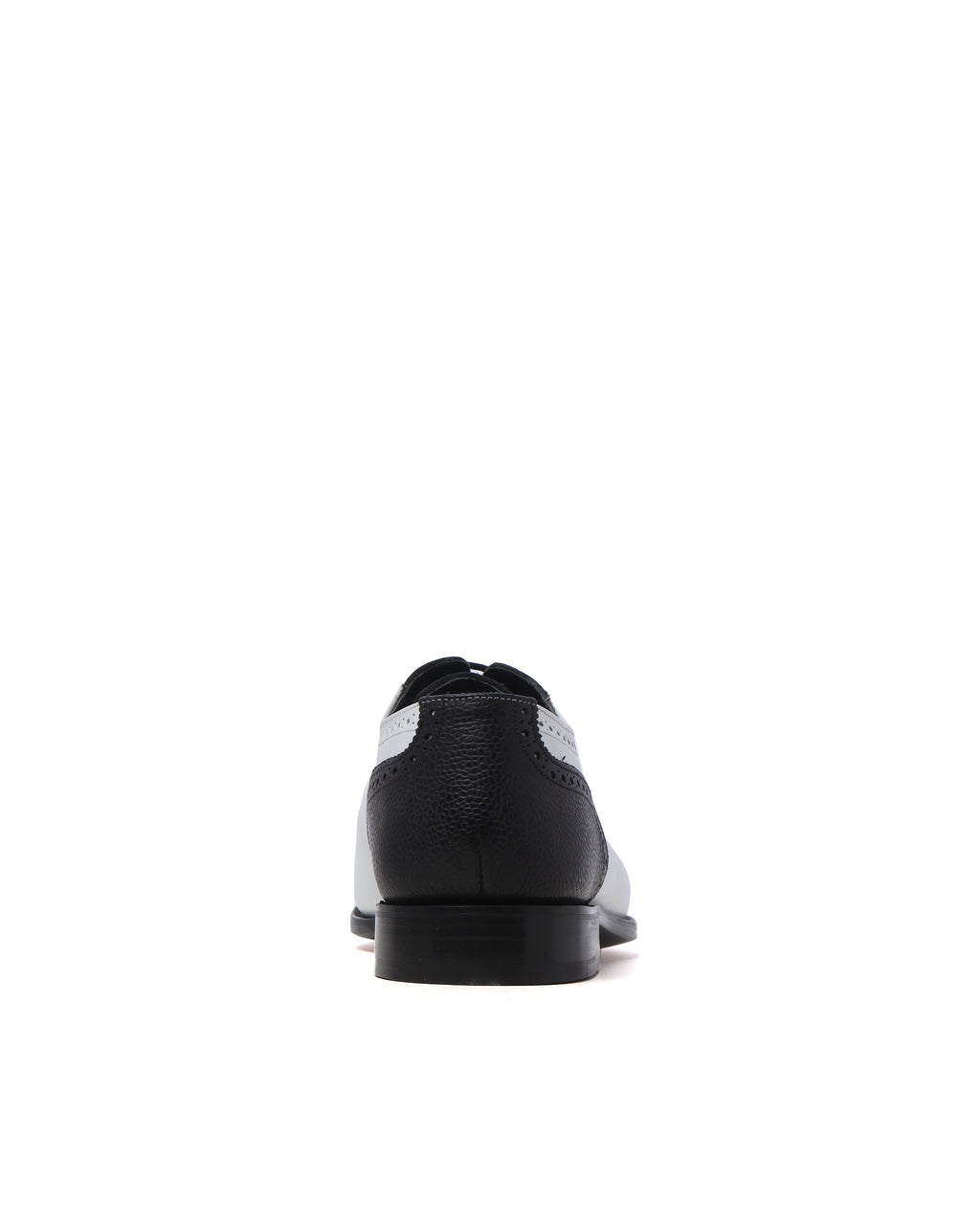 Contrast dress shoes