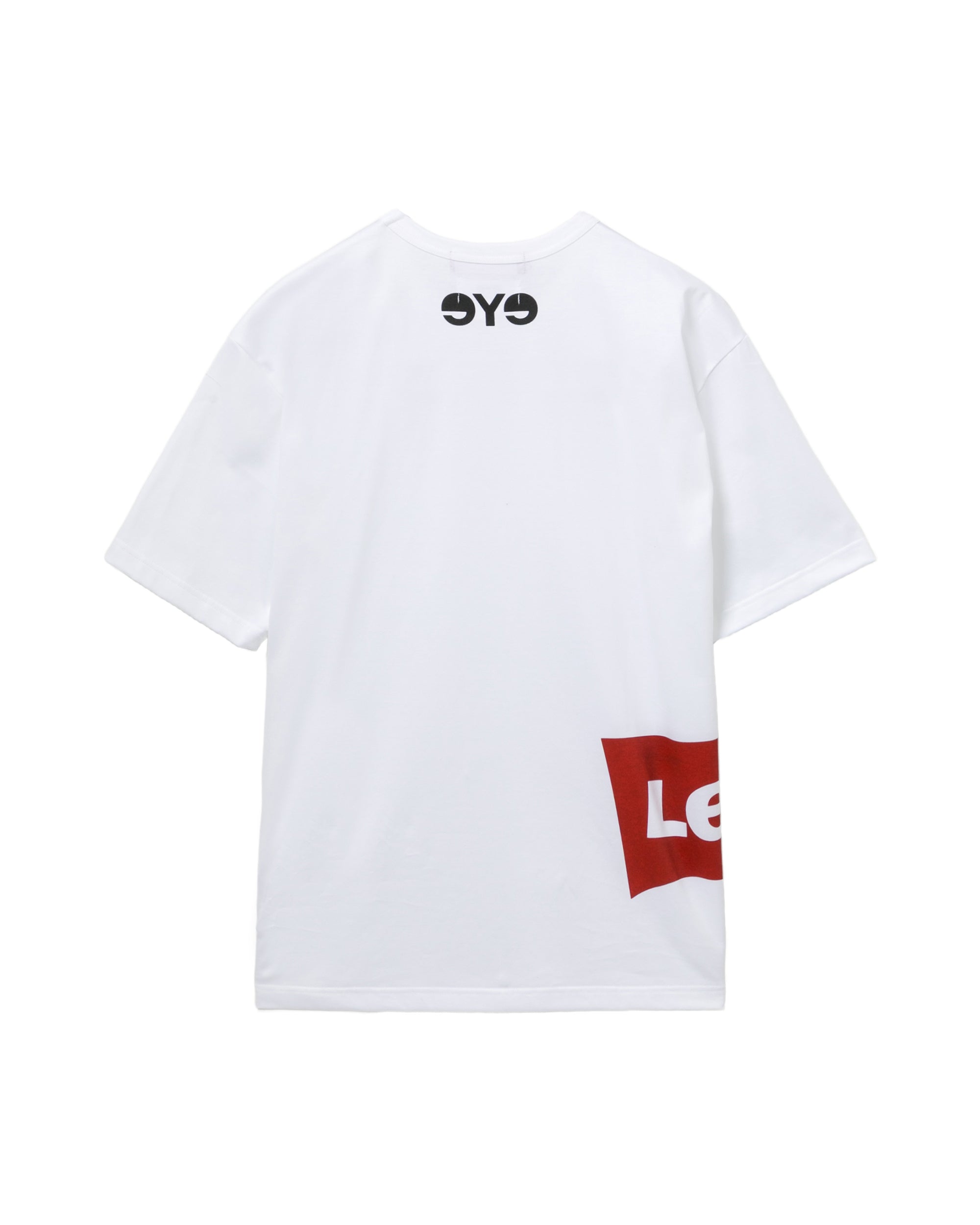 X Levi's tee