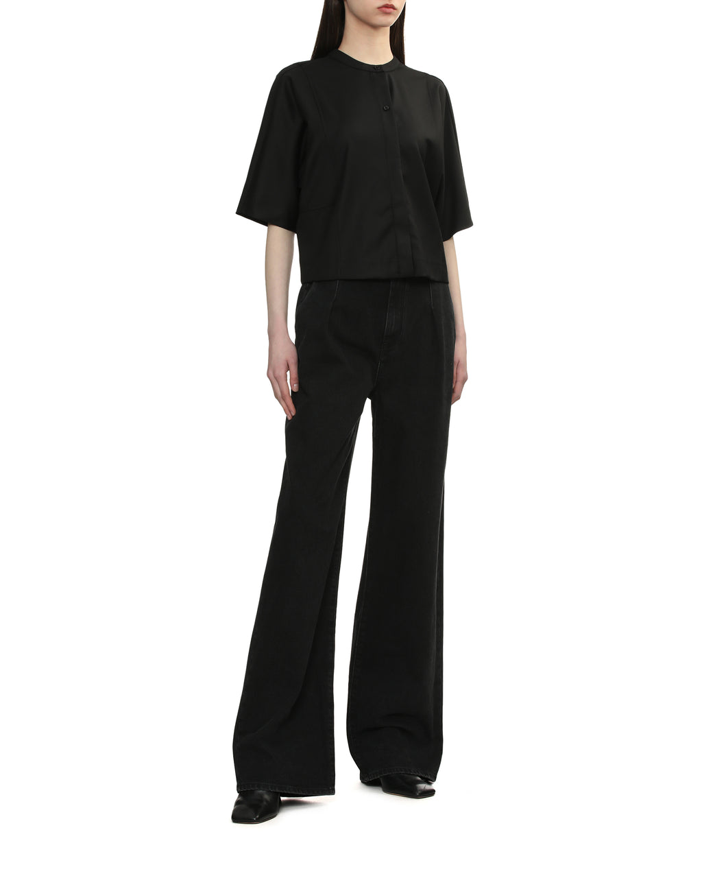 Wide-leg denim pants