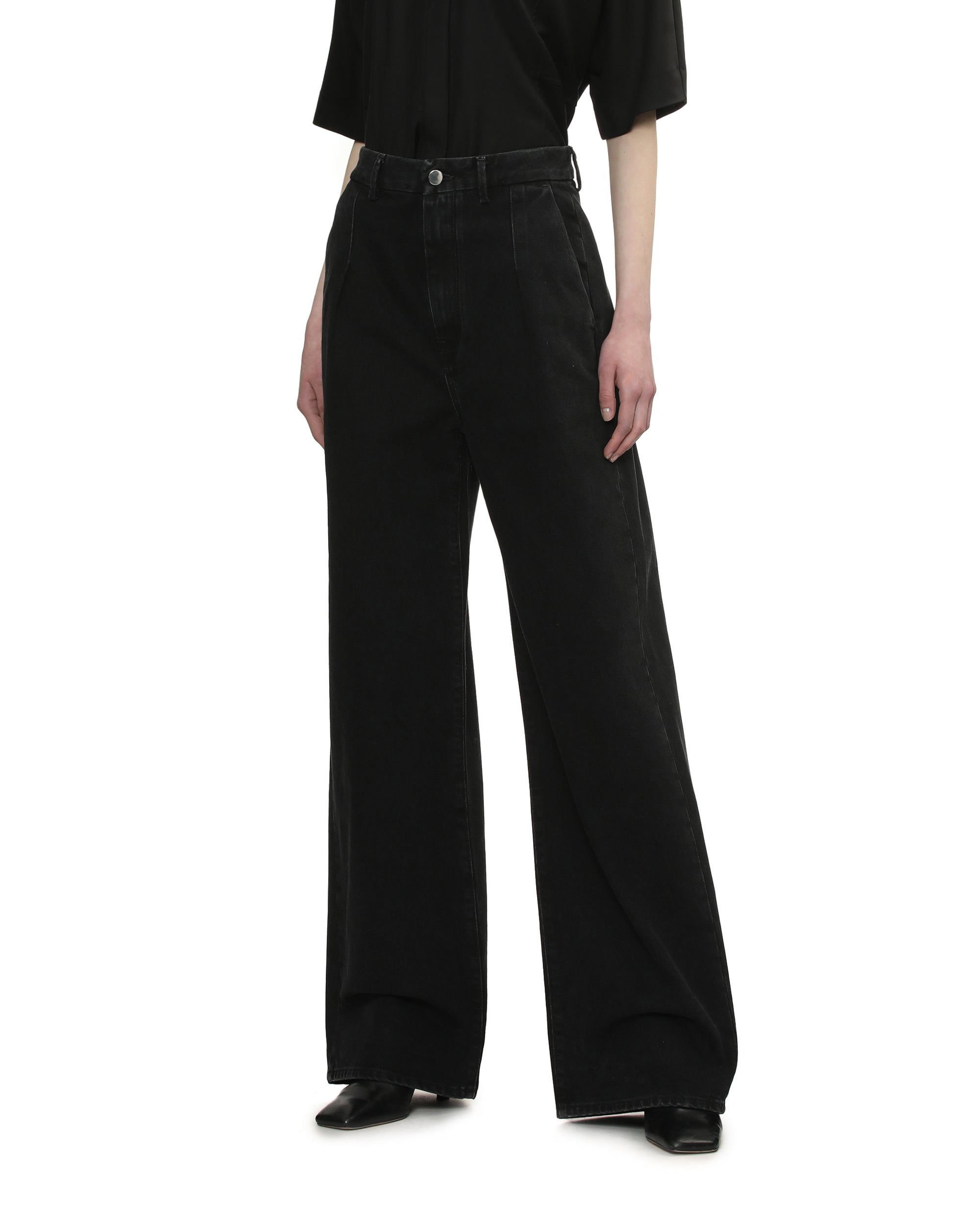 Wide-leg denim pants