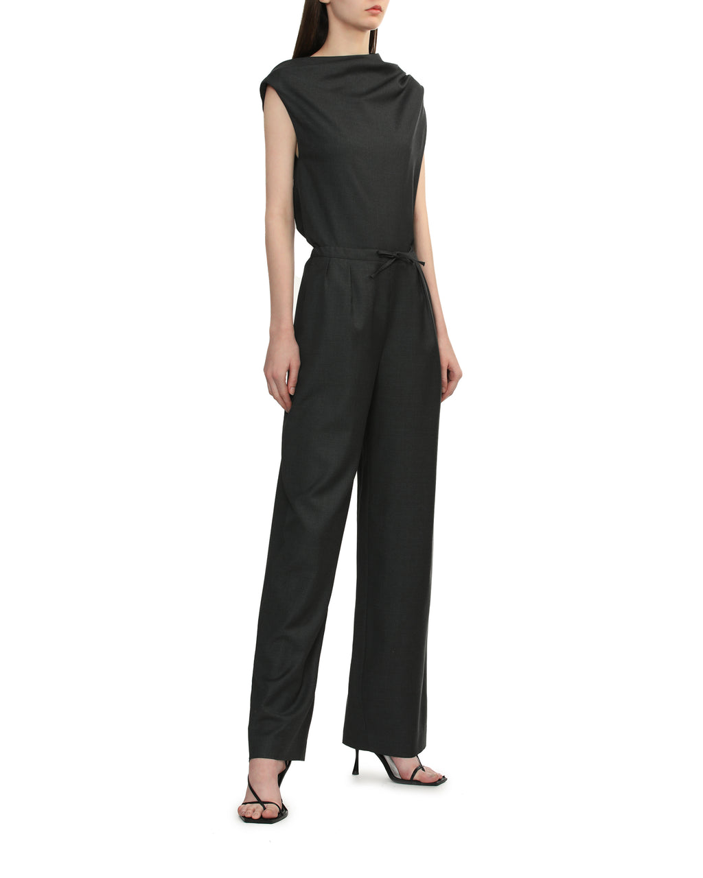Pleated wool trousers
