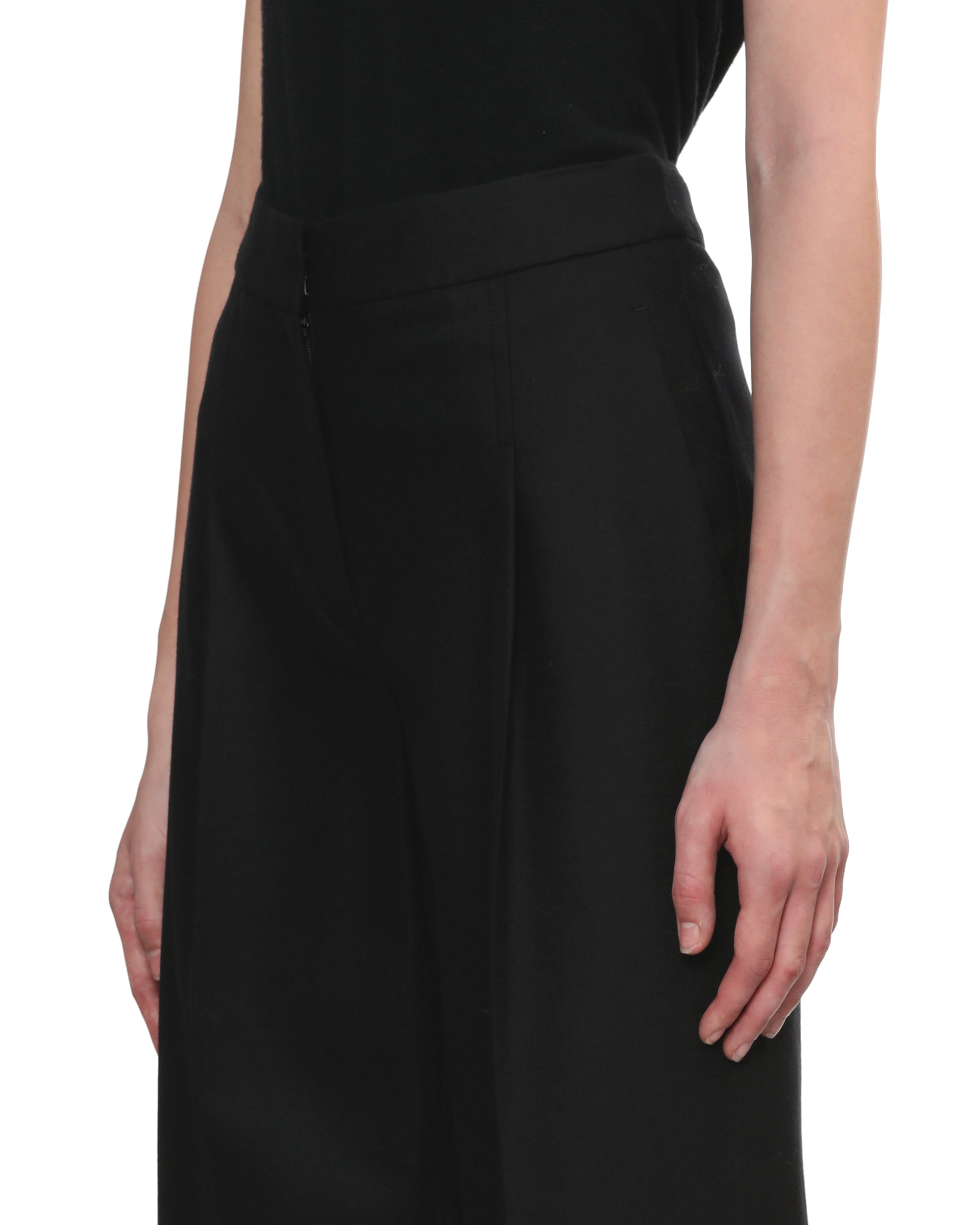Pleated wool pants