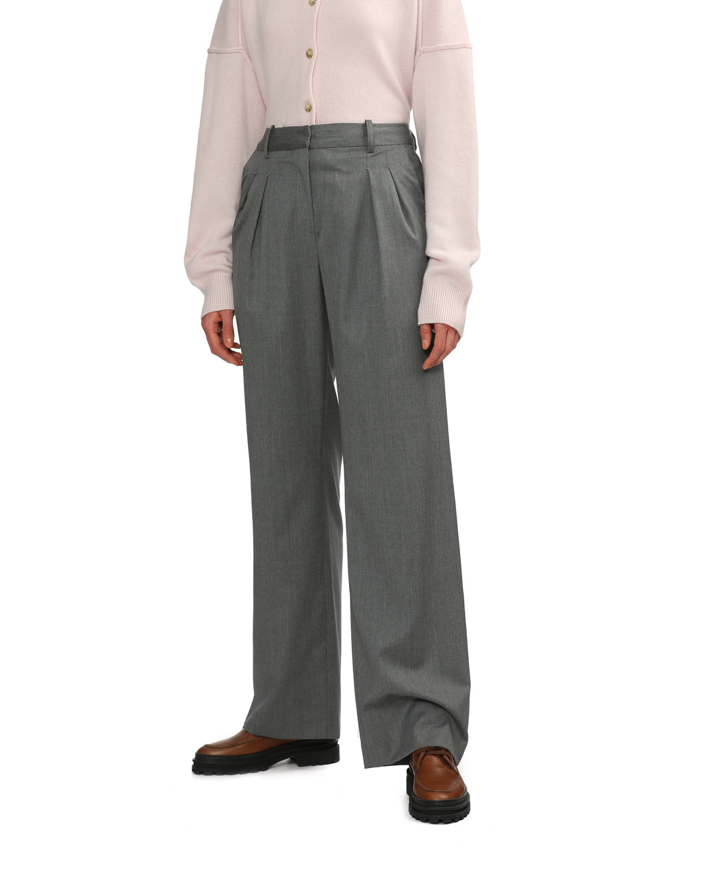 Relaxed fit tucked pants