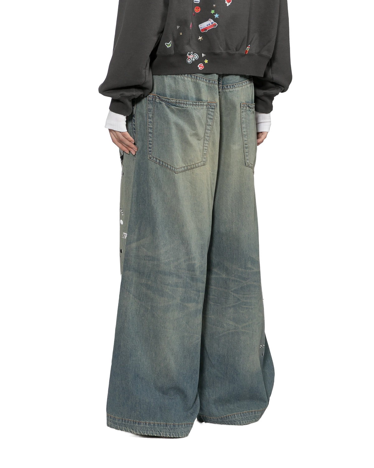 Wide-leg studded jeans