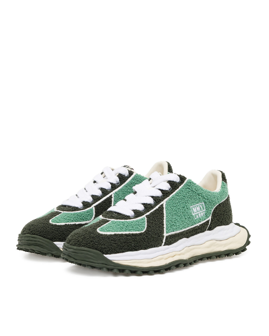Larry OG sole chenille embroidey sneaker
