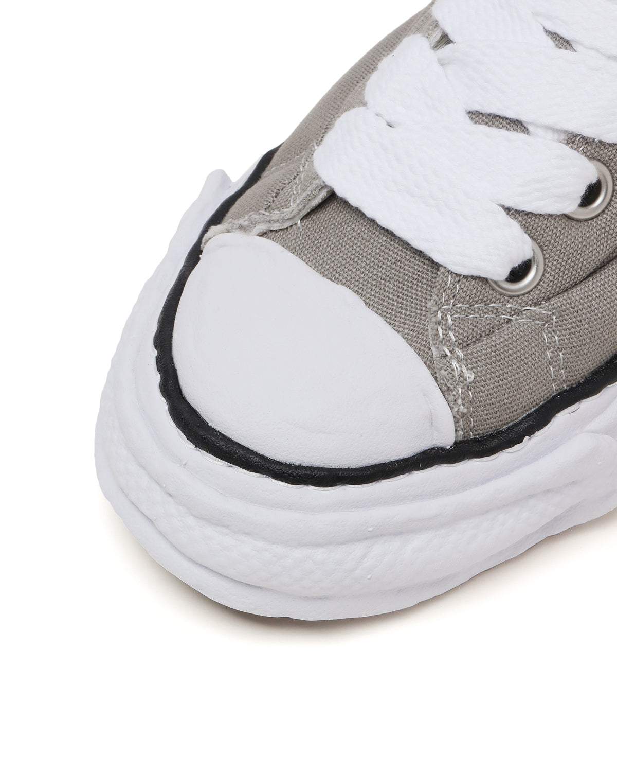 Peterson23 original sole padded canvas low-top sneakers
