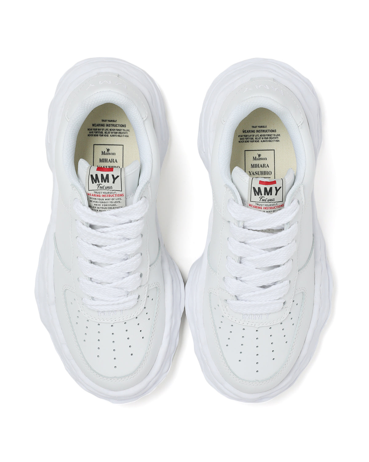Wayne low sneakers