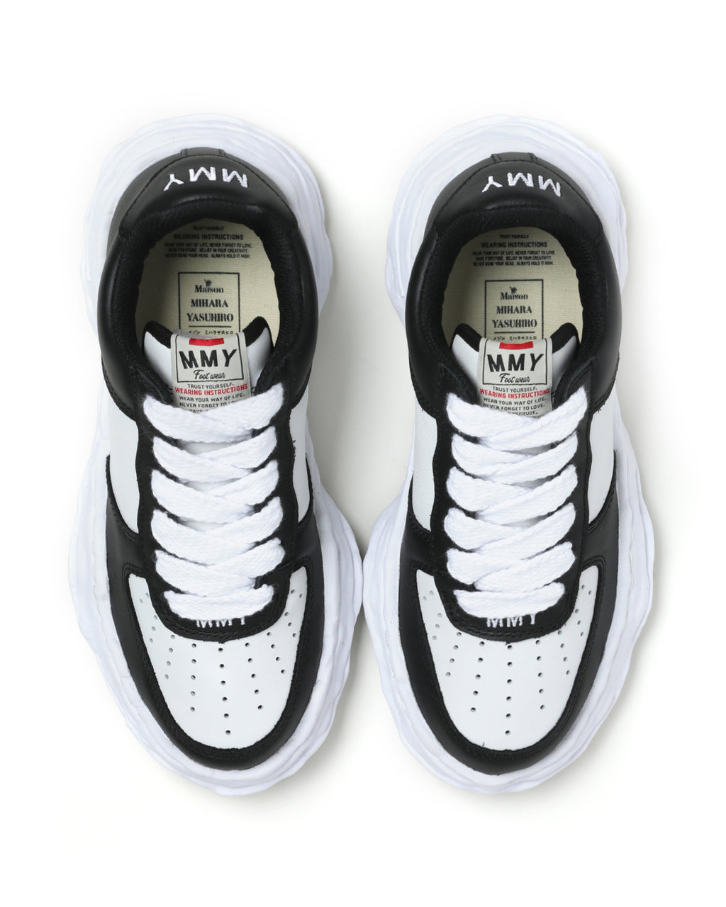 Wayne low sneakers