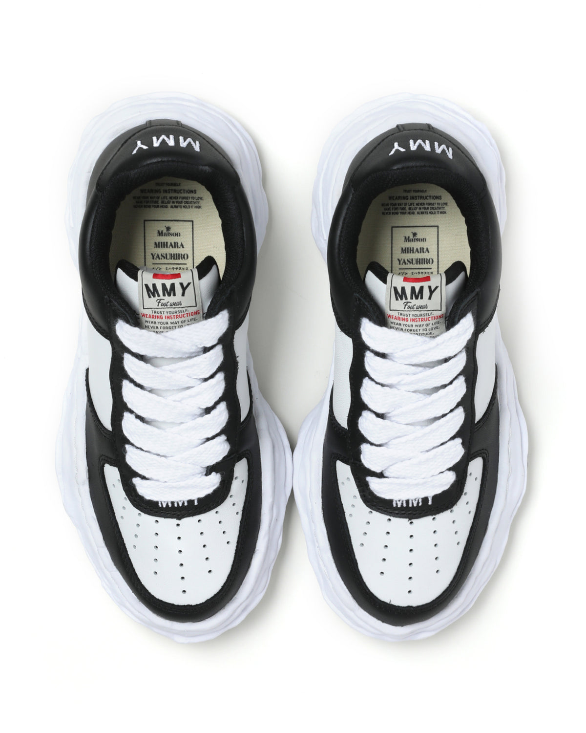Wayne low sneakers