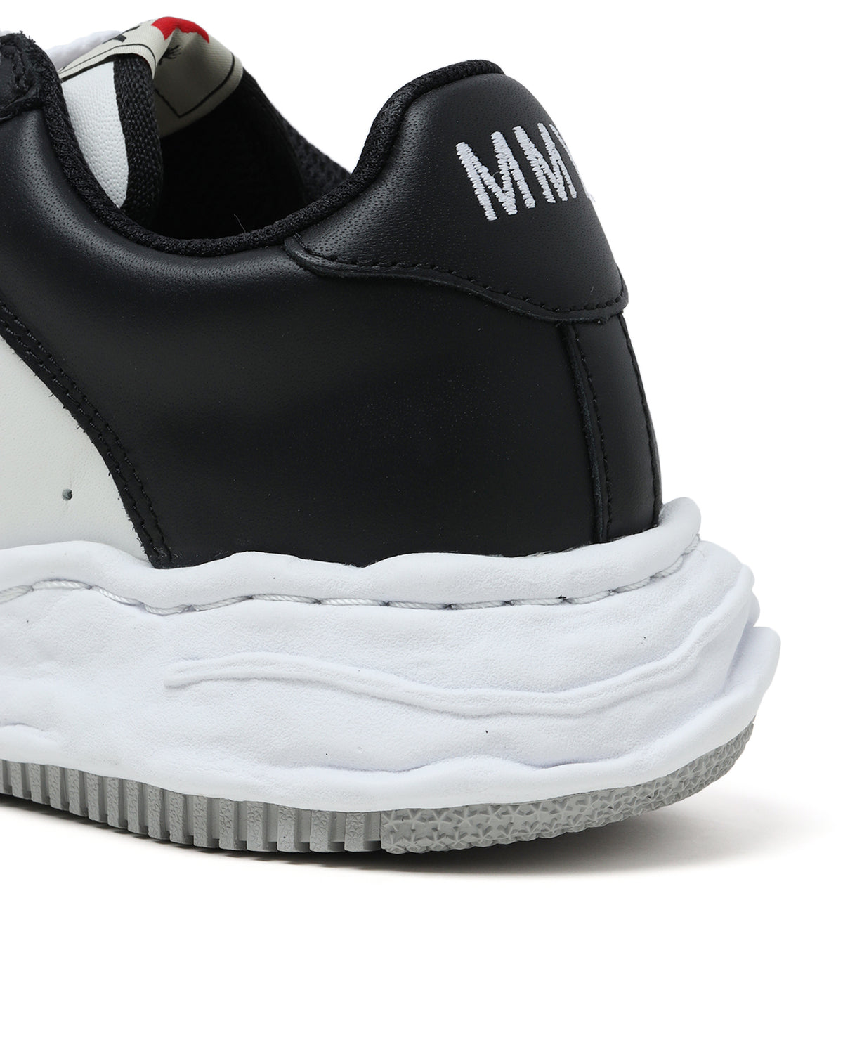 Wayne low sneakers