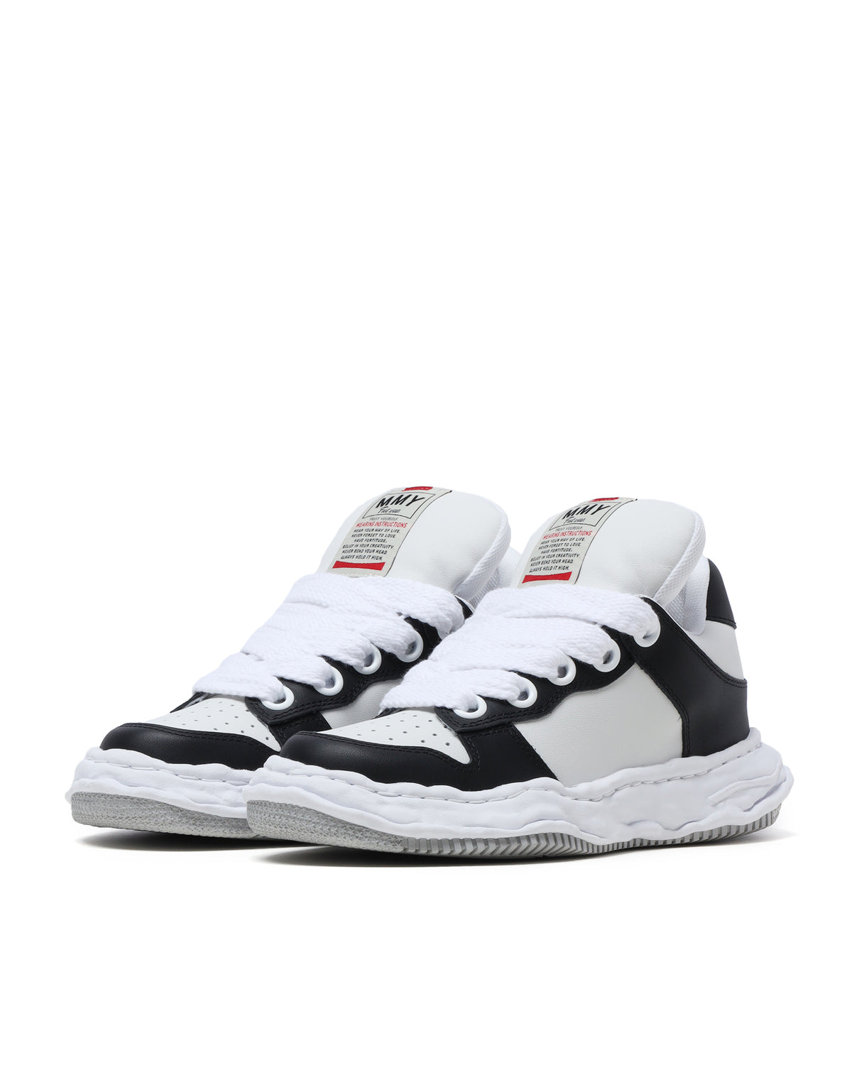 Wayne puffer leather low top sneakers