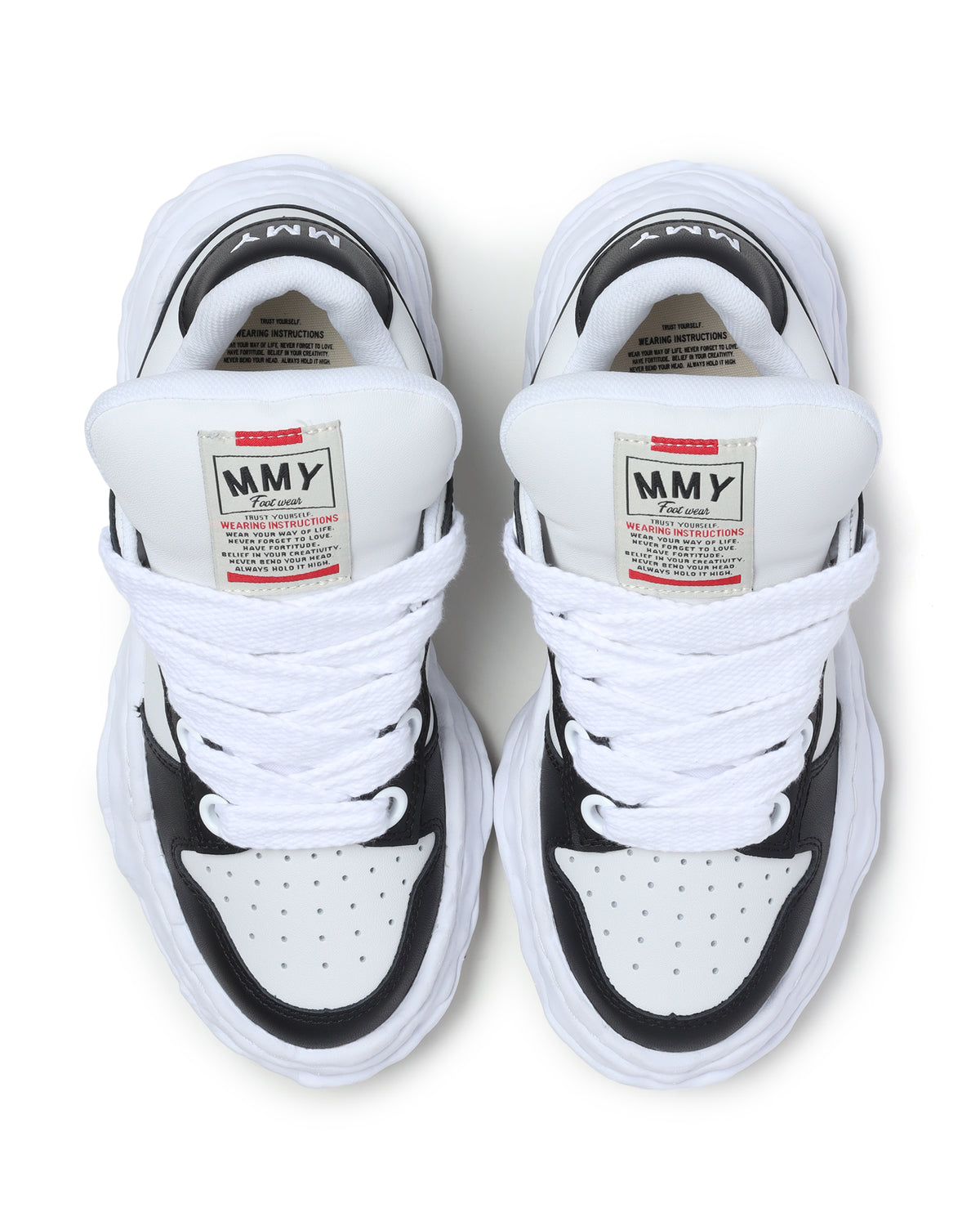 Wayne puffer leather low top sneakers