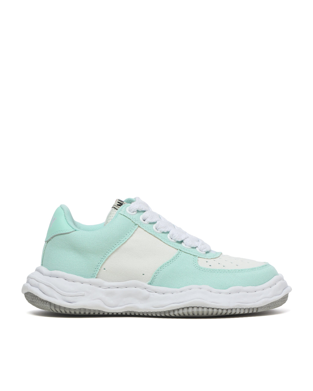 Wayne low sneakers