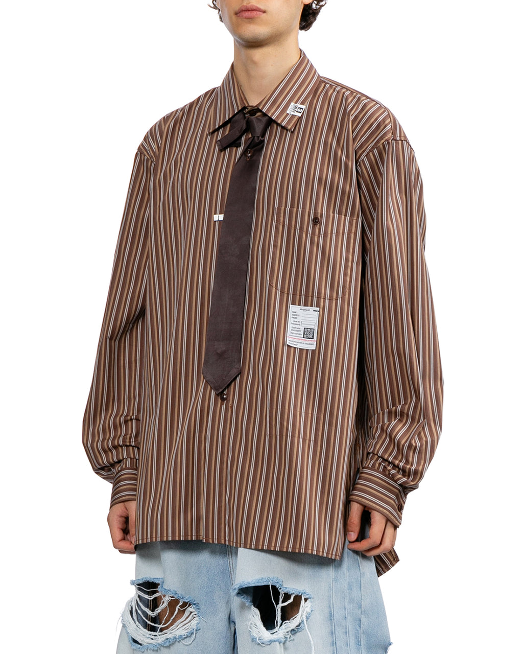 Attached tie long sleeve shirt
