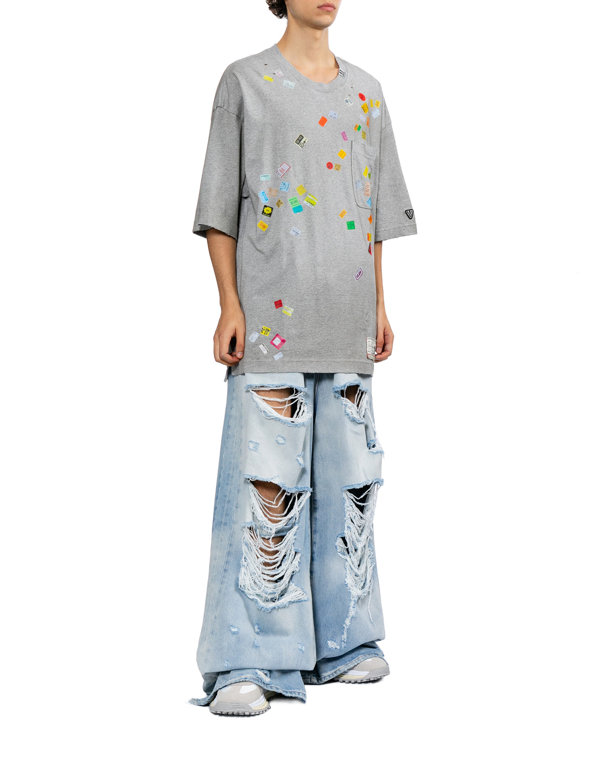 Price tag sticker printed tee