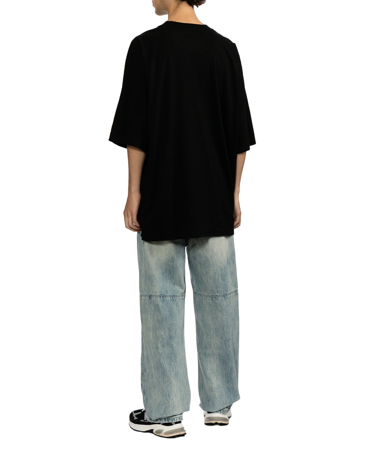Leon tee