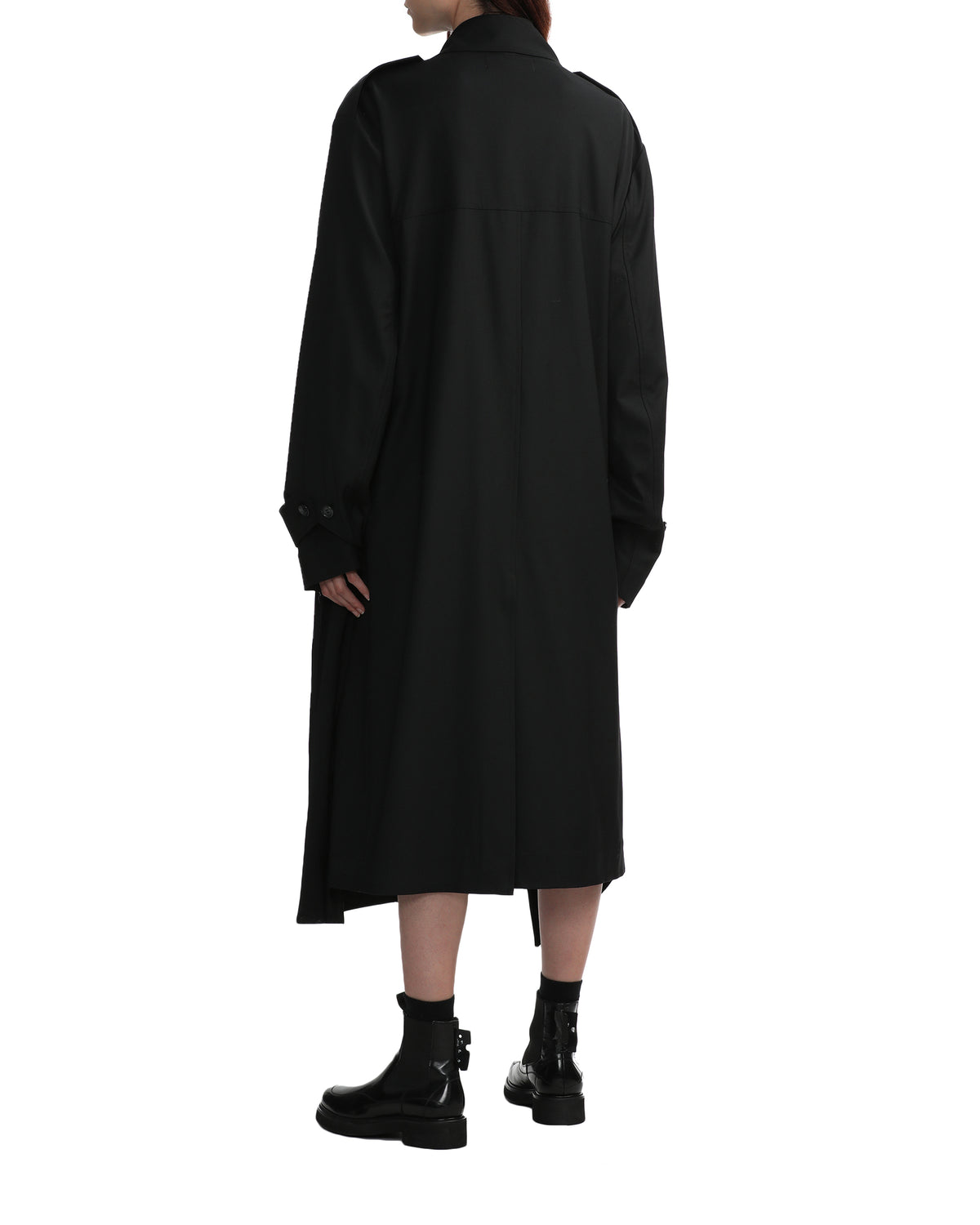 Pleat coat