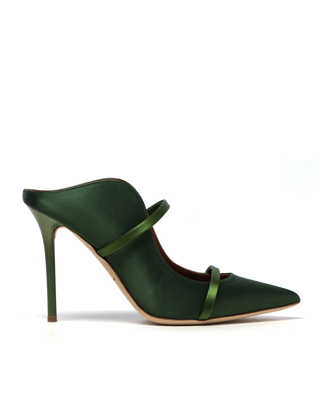 Satin pumps