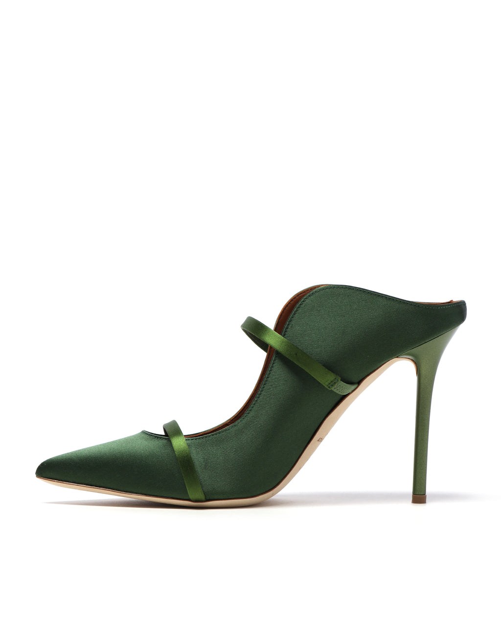 Satin pumps