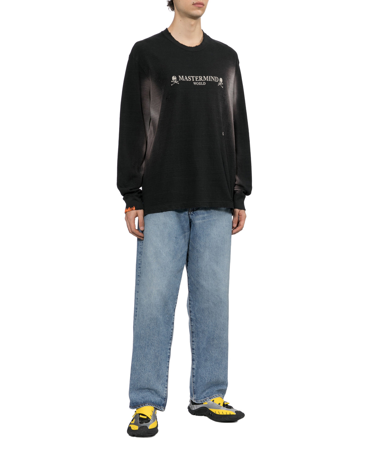 Distressed crew neck tee