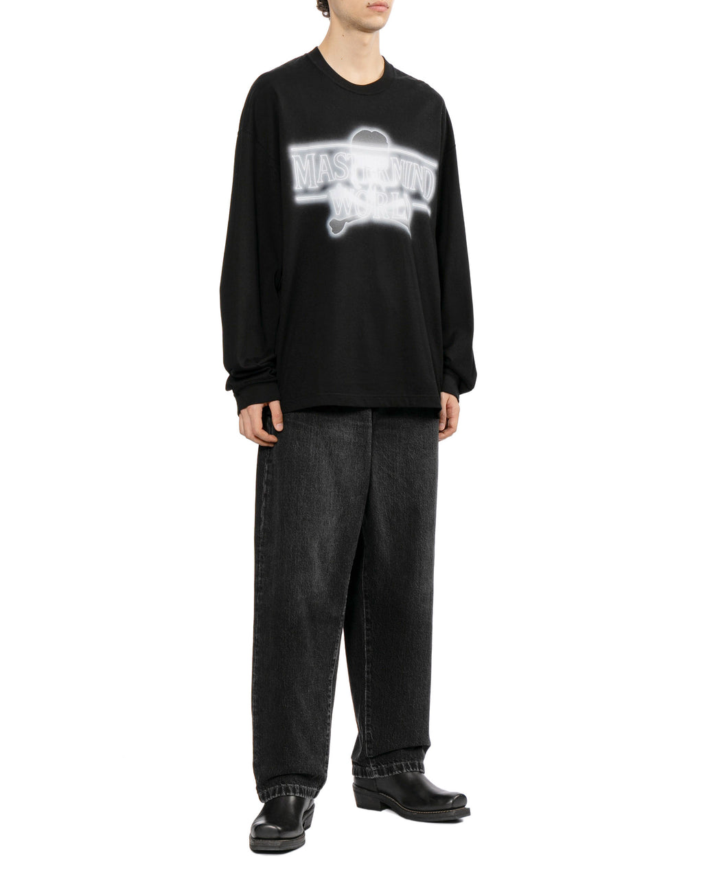 Graphic long sleeve tee