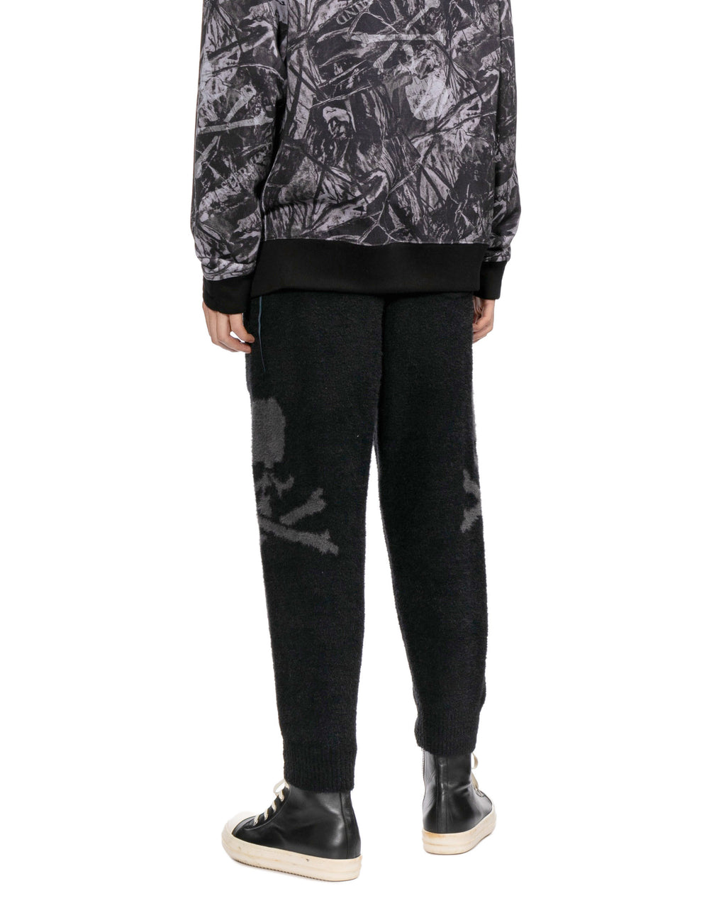 Skull print pants