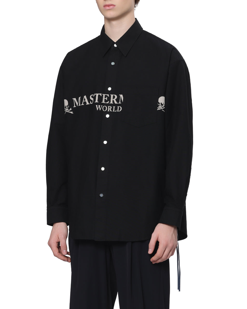 Skull logo shirt