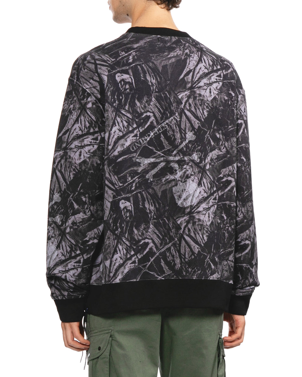 Patterned sweatshirt
