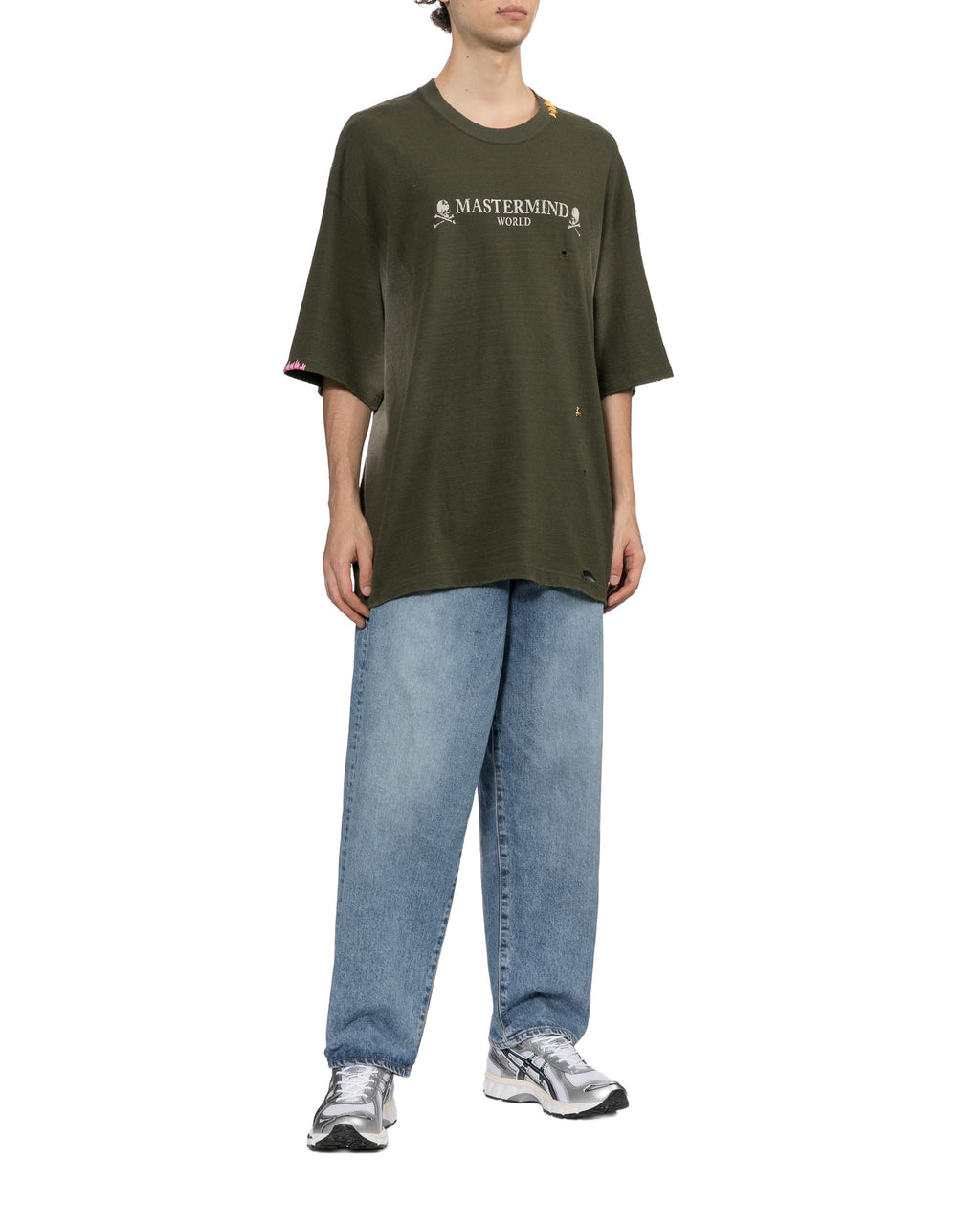 Distressed crew neck tee