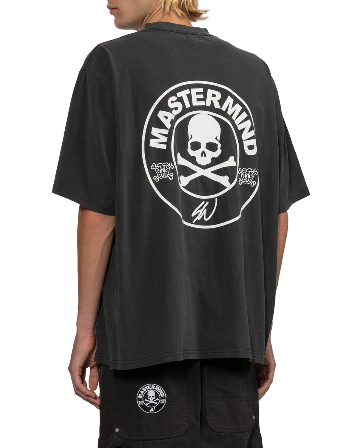 Graphic tee