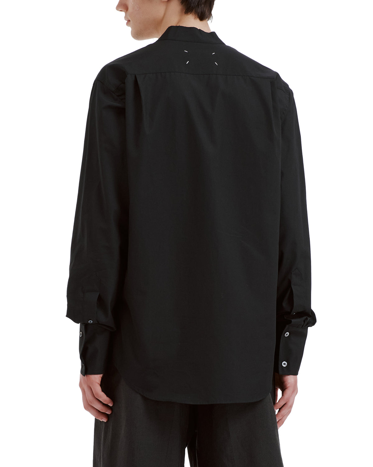 Long-sleeved shirt