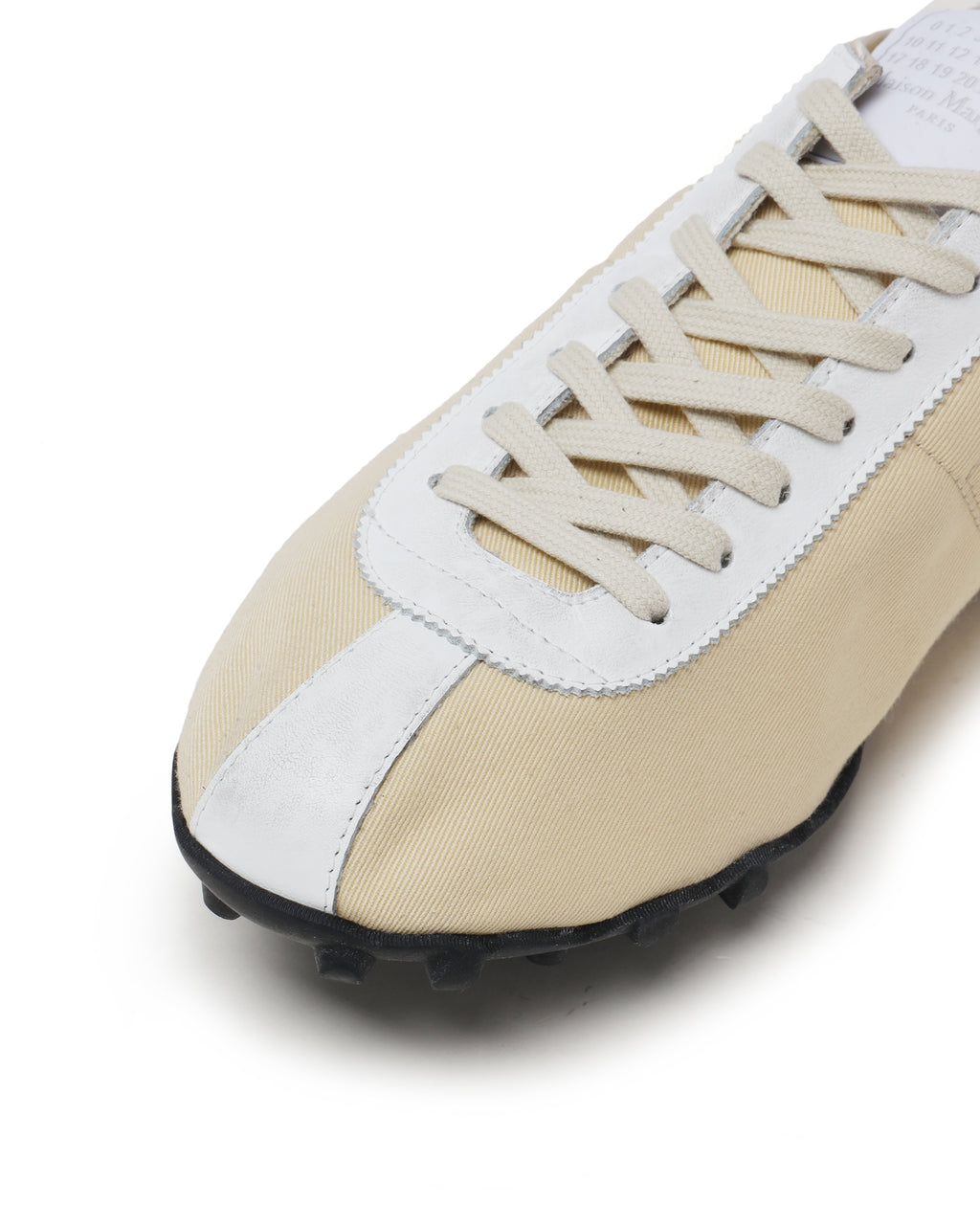 Sprinters sneakers