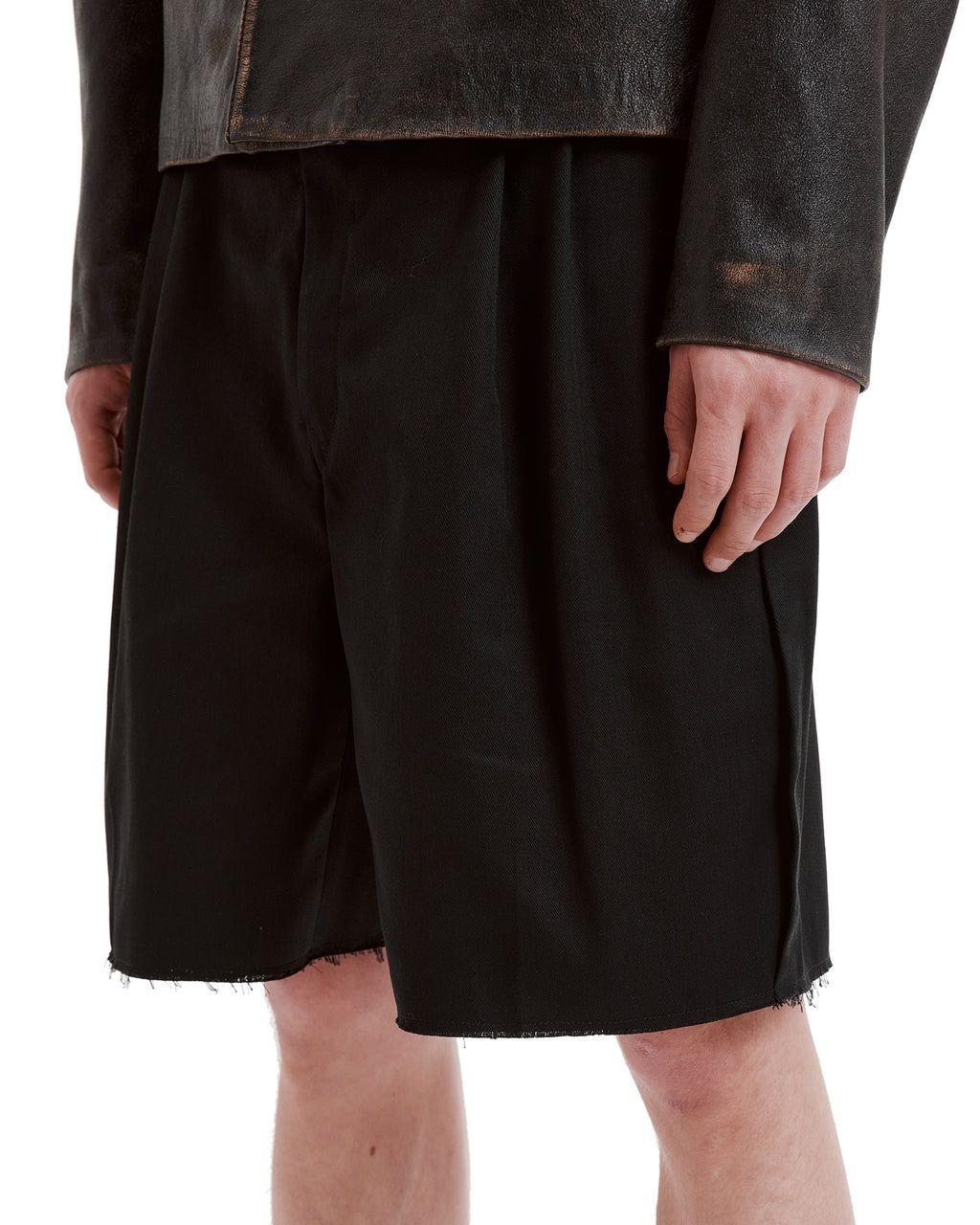 Pleated shorts