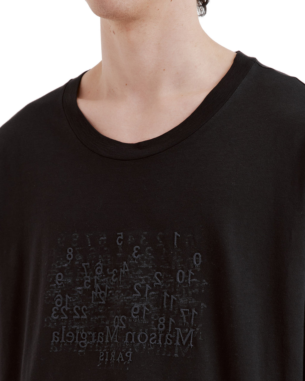 Graphic tee