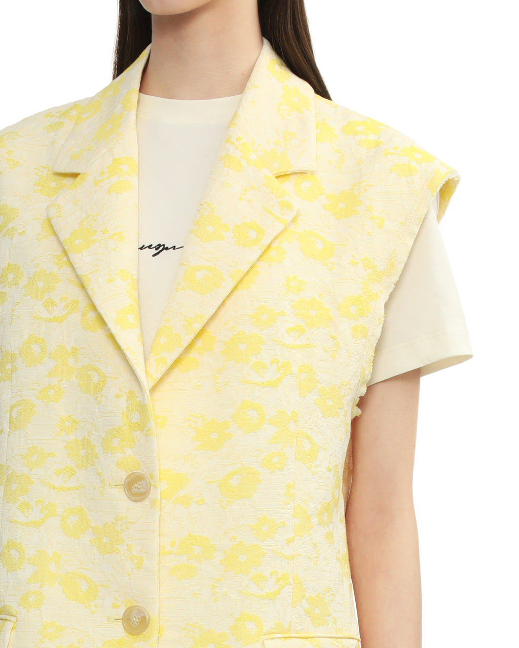 Textured sleeveless blazer