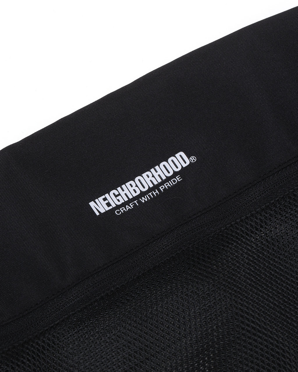 Mesh pouch