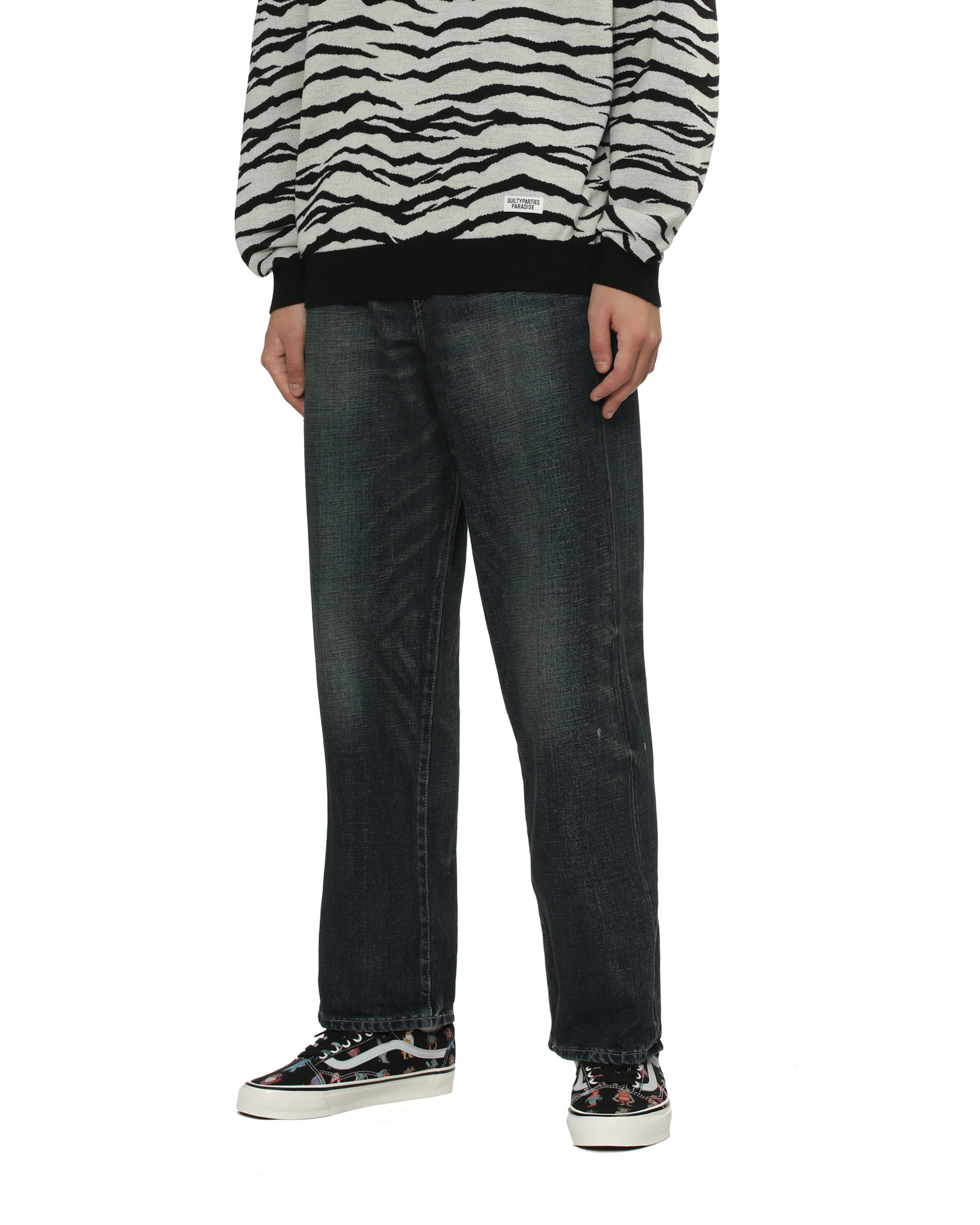Washed denim pants