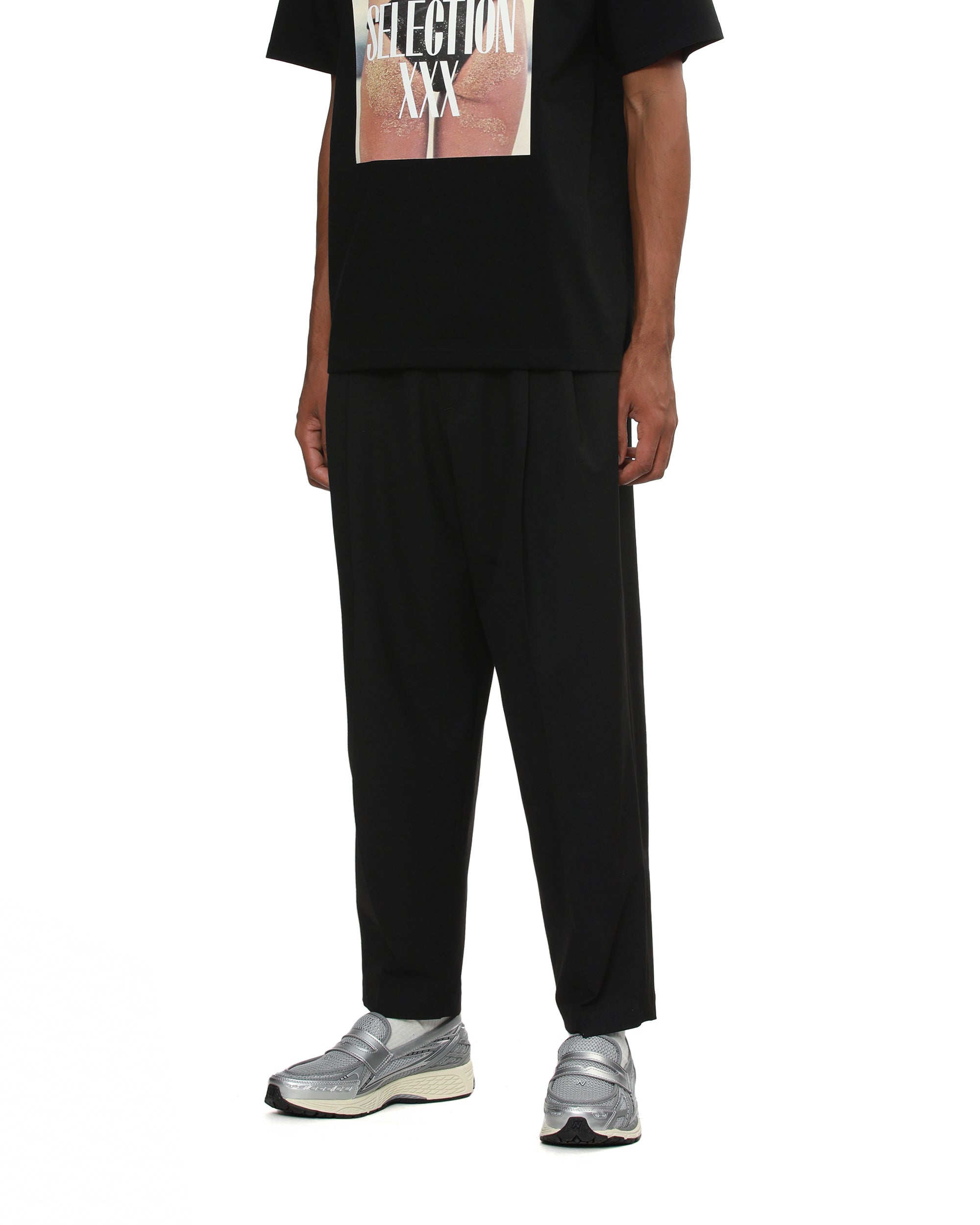 Pleated trousers