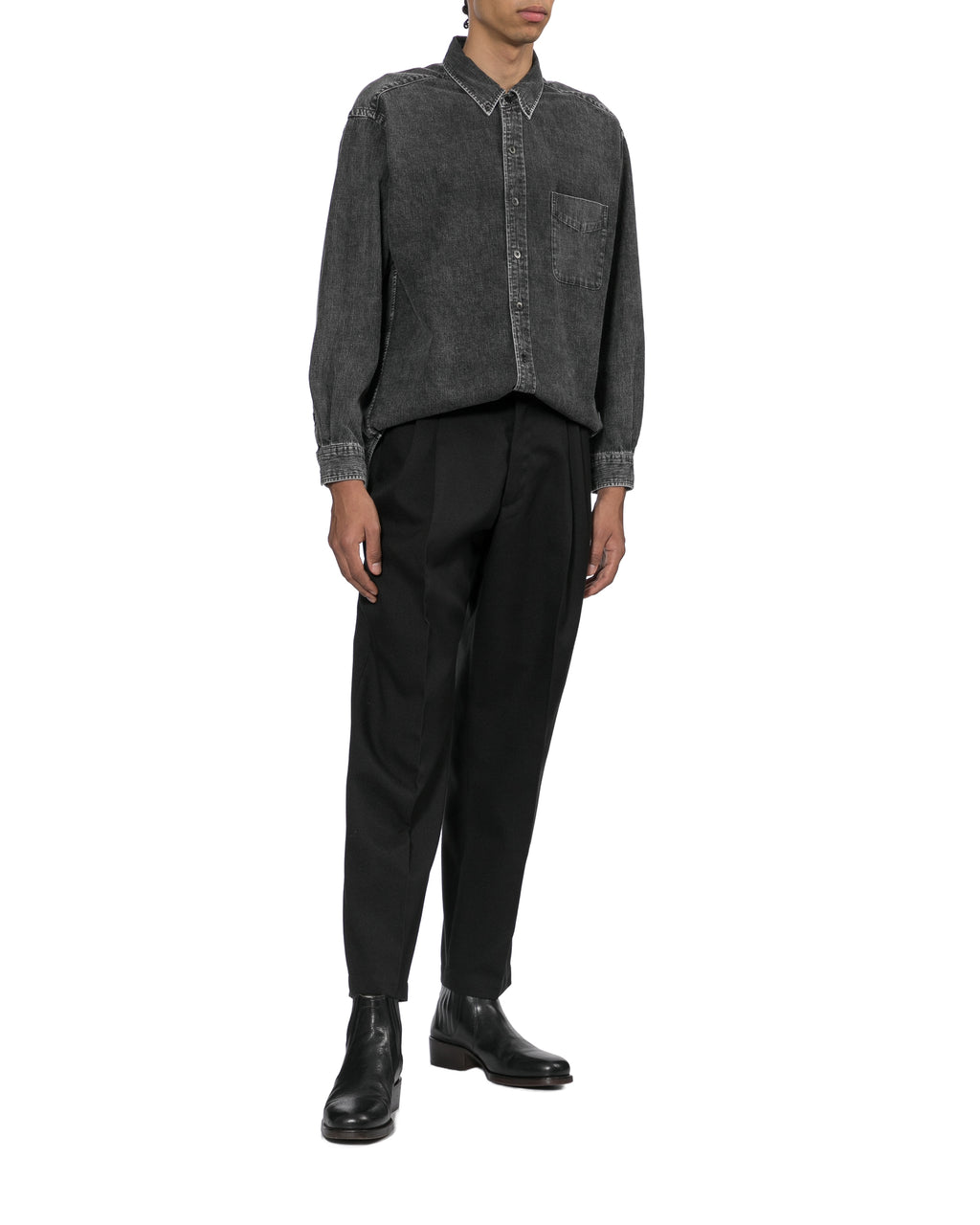 Pleated wide-leg pants