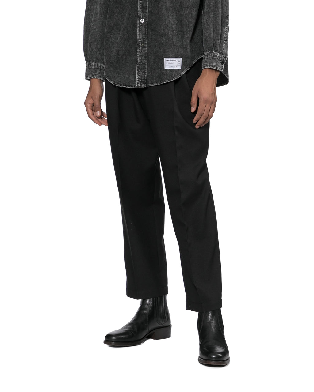 Pleated wide-leg pants