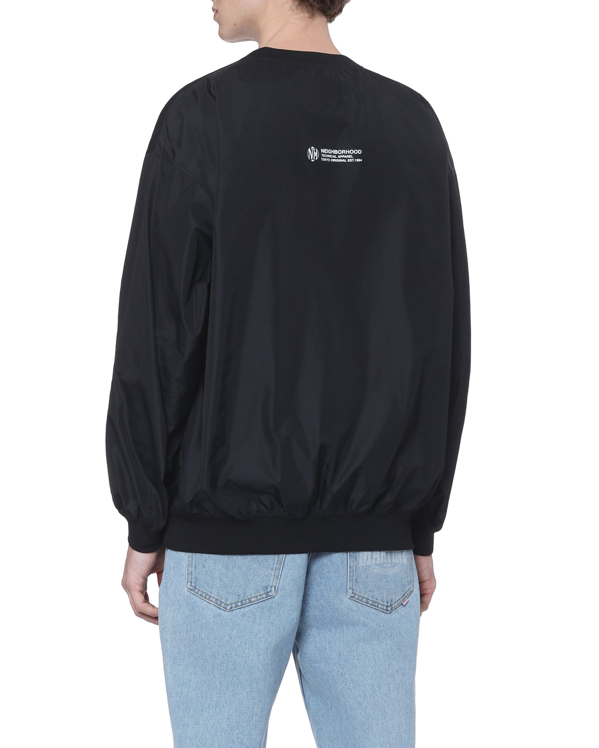 Crew neck long sleeve pullover